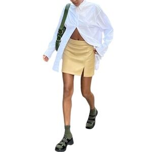 Aritzia Wilfred Patio Mini Skirt Vegan Leather Sz 4 Beige Academia Minimalist